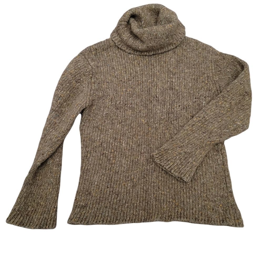 Green Turtle neck knitted sweater